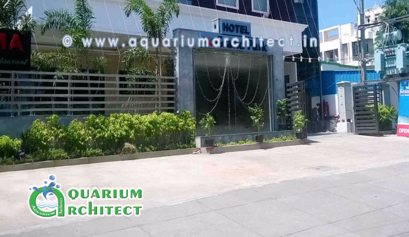 Gass water fountain | Glass water features | aquarium in chennai | Aquarium Architect | Aquarium Chennai